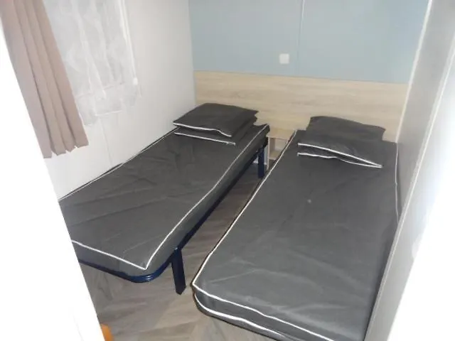 캠프장 Mobil Frimousse Sérignan